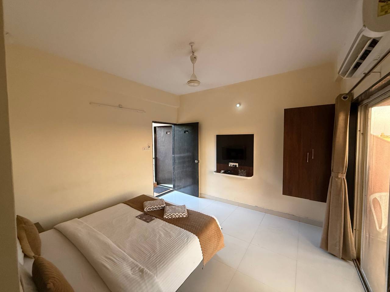 gallery-img
